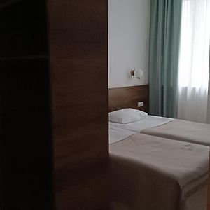 Standart Dört Kişilik Oda